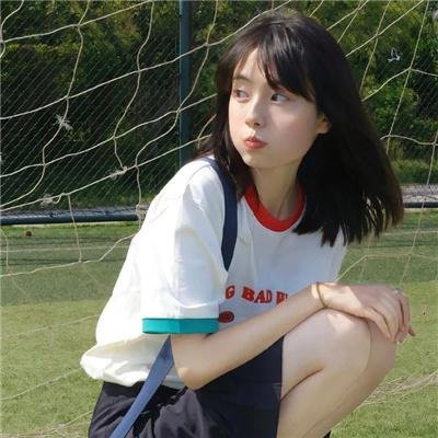 女孩罗塞玛莉